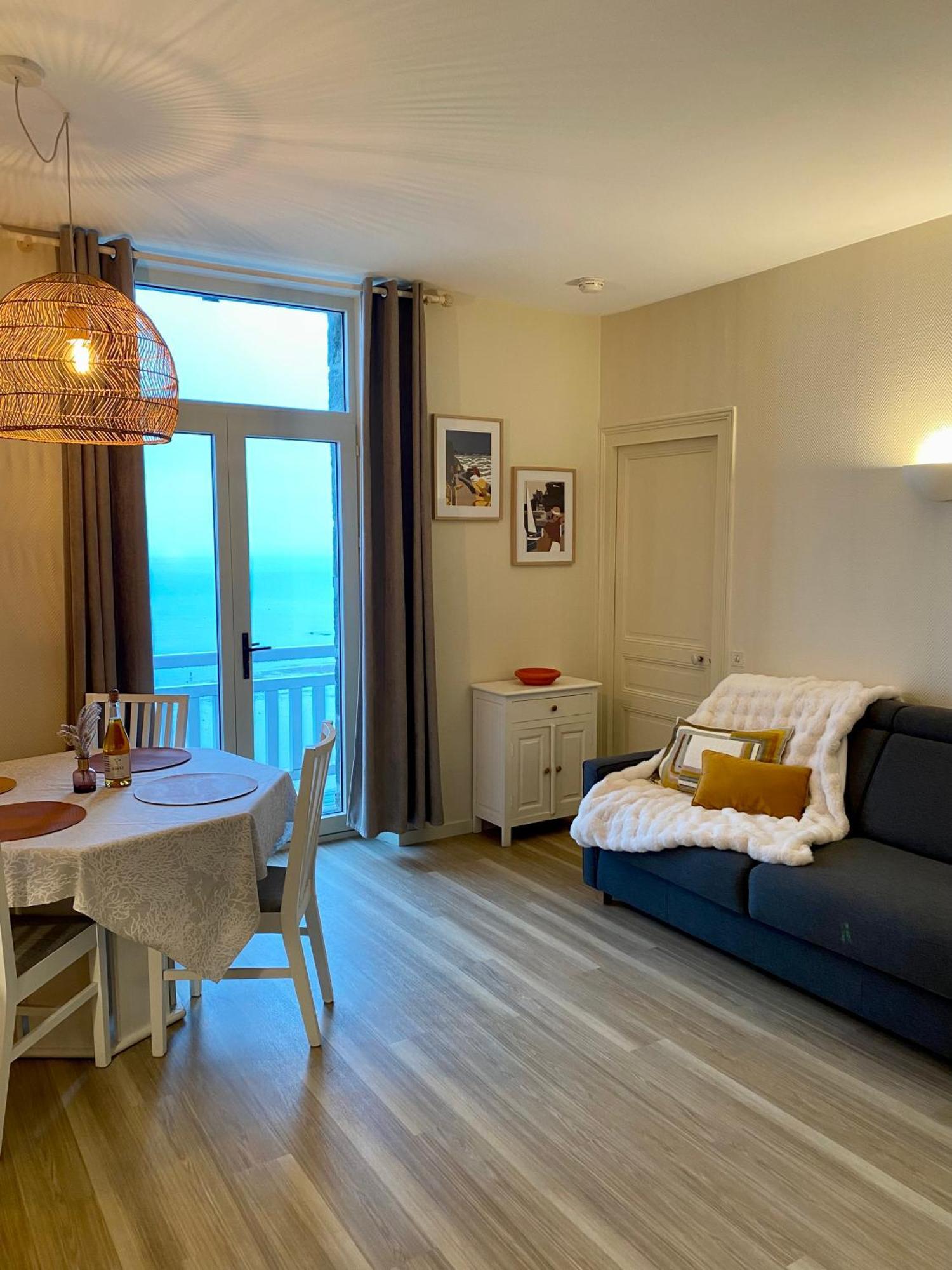 Appartement Rock Will 디나르 외부 사진